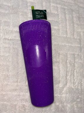 🧸 Starbucks NWT Purple Ribbed Glitter Tumbler with Glow Straw
